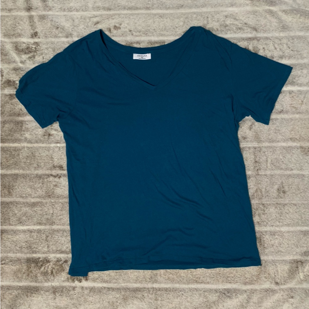 Zenana Outfitters Teal V-neck Tee